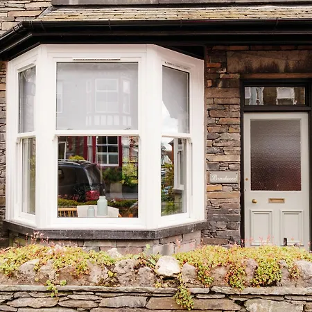 Brantwood - 4 Bed *