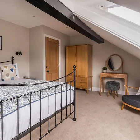 度假居 Brantwood - 4 Bed *