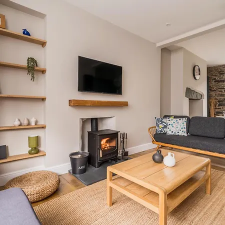 度假居 Brantwood - 4 Bed *